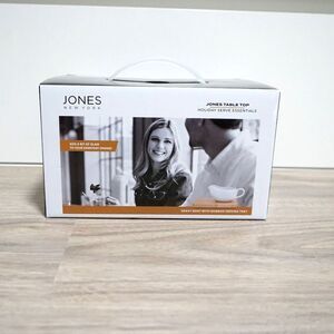 NEW! Jones New York Gravy Boat with Bamboo Tray
